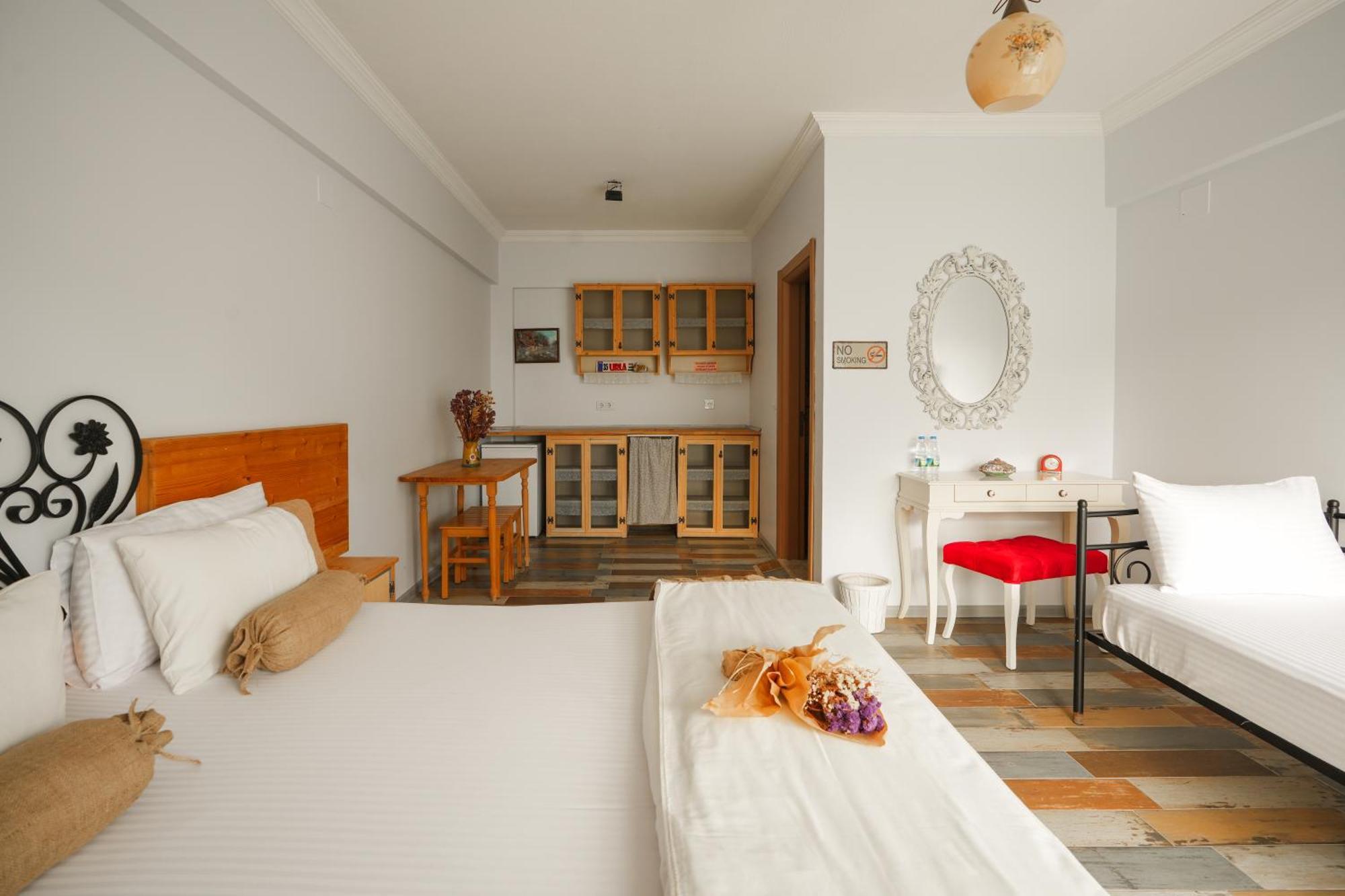 La Vida Otel Urla Exterior foto